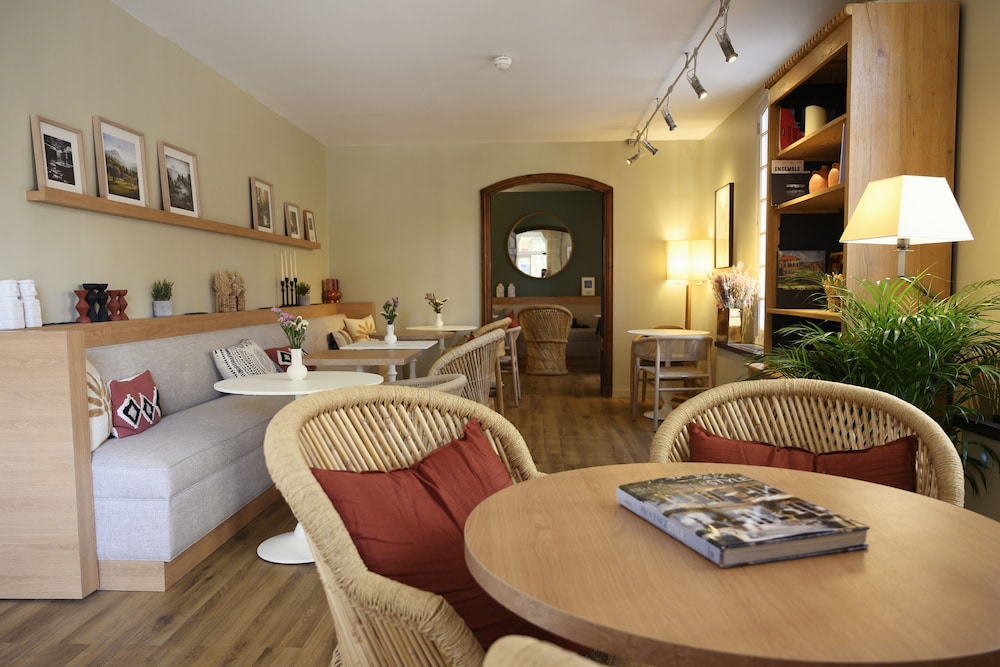 Boutique Hotel Cezanne 40/62