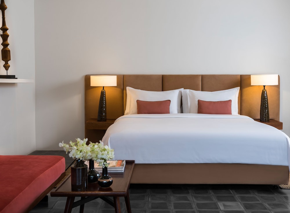Viroth Apos S Hotel 16/74