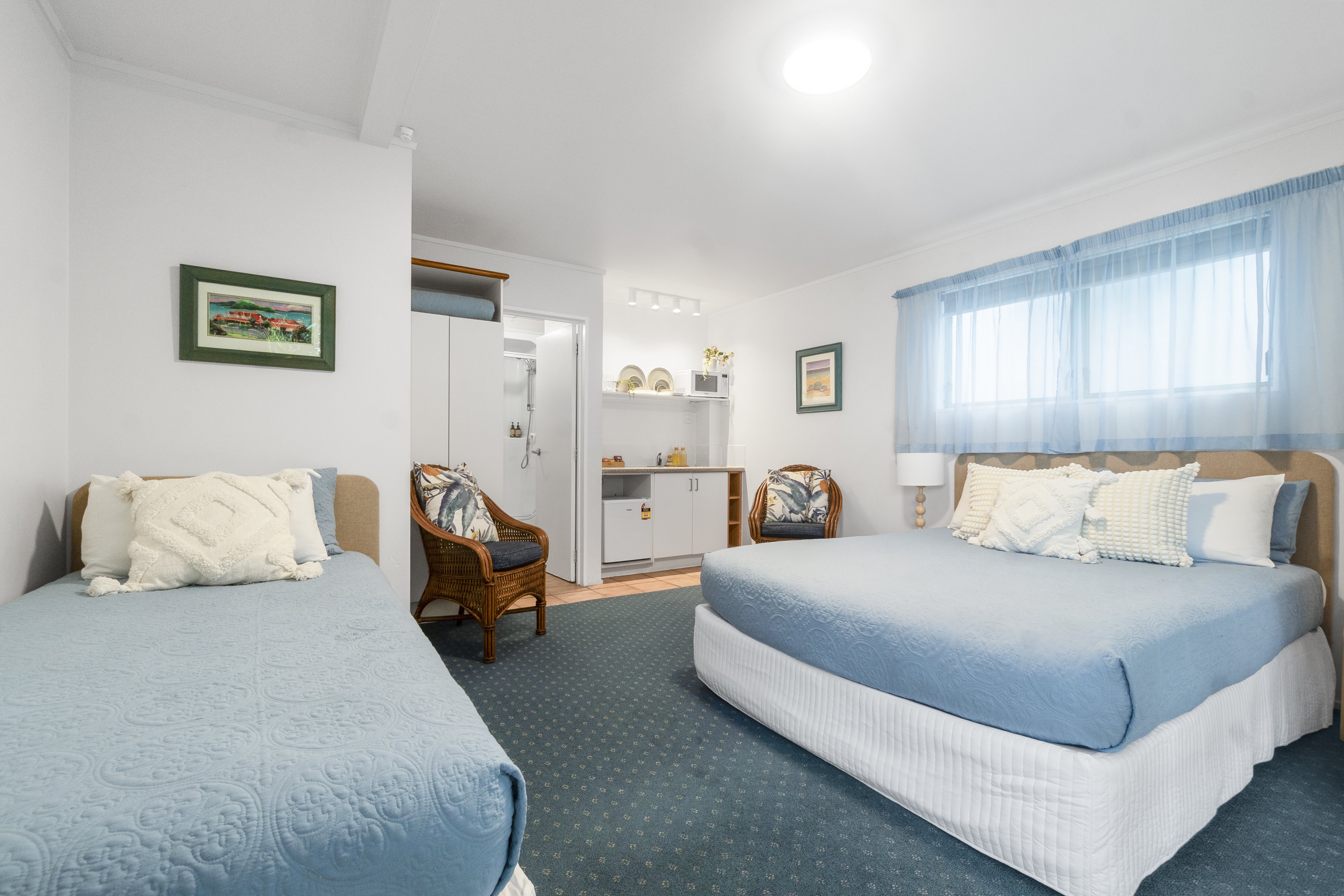 Admirals View Lodge 8/56
