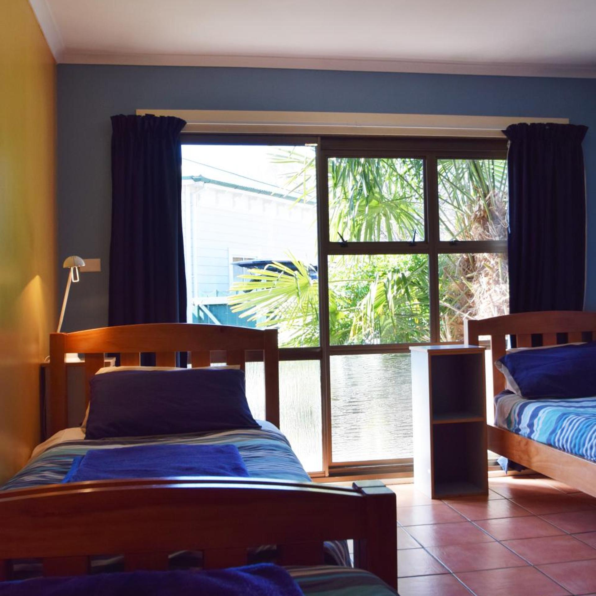 The Bug Backpackers Hostel 24/50