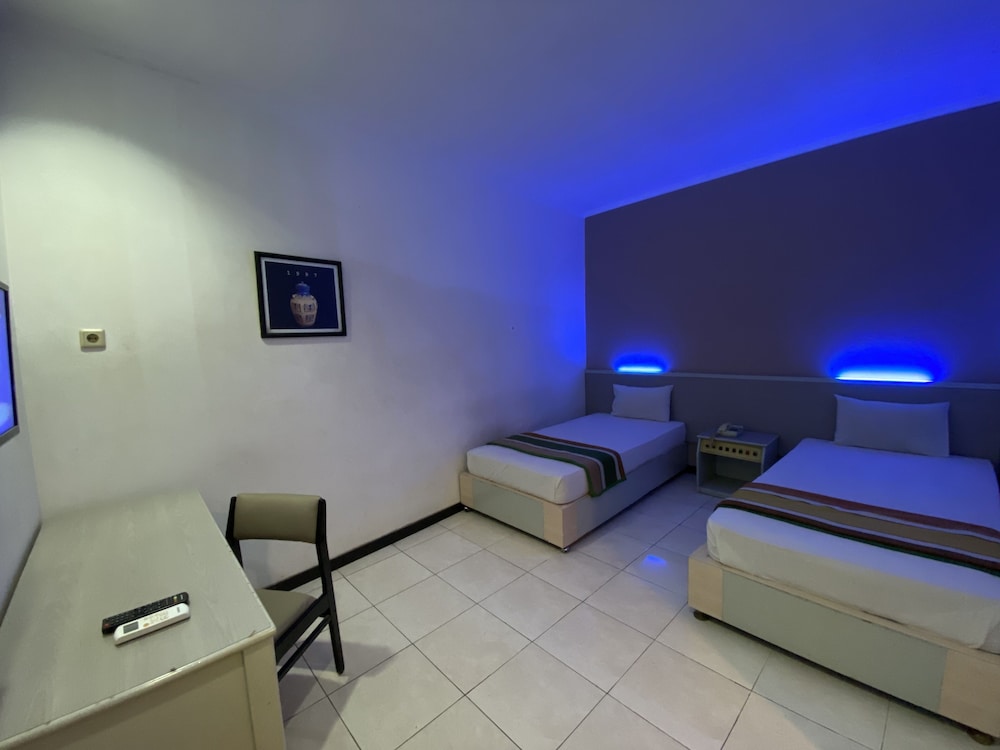 Hotel Kharisma 30/53