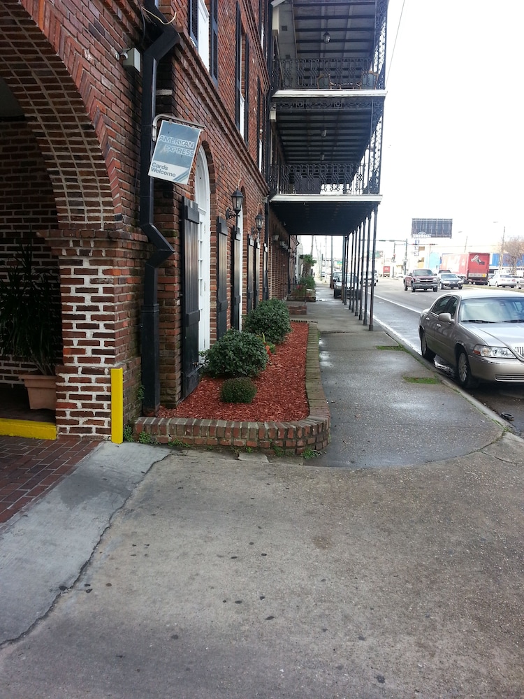 Midtown Hotel New Orleans 10/39