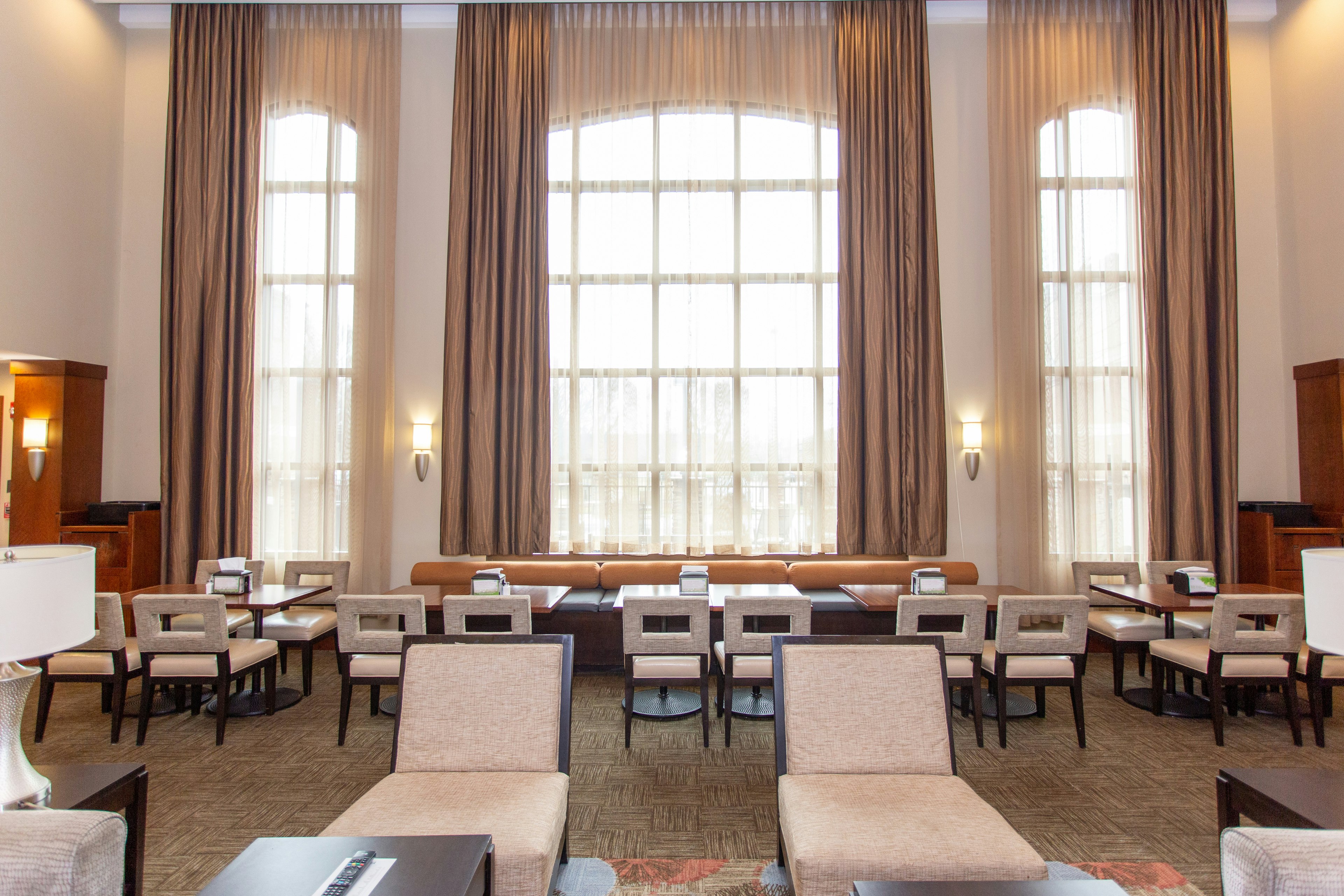 STAYBRIDGE SUITES BOWLING GREEN 38/68