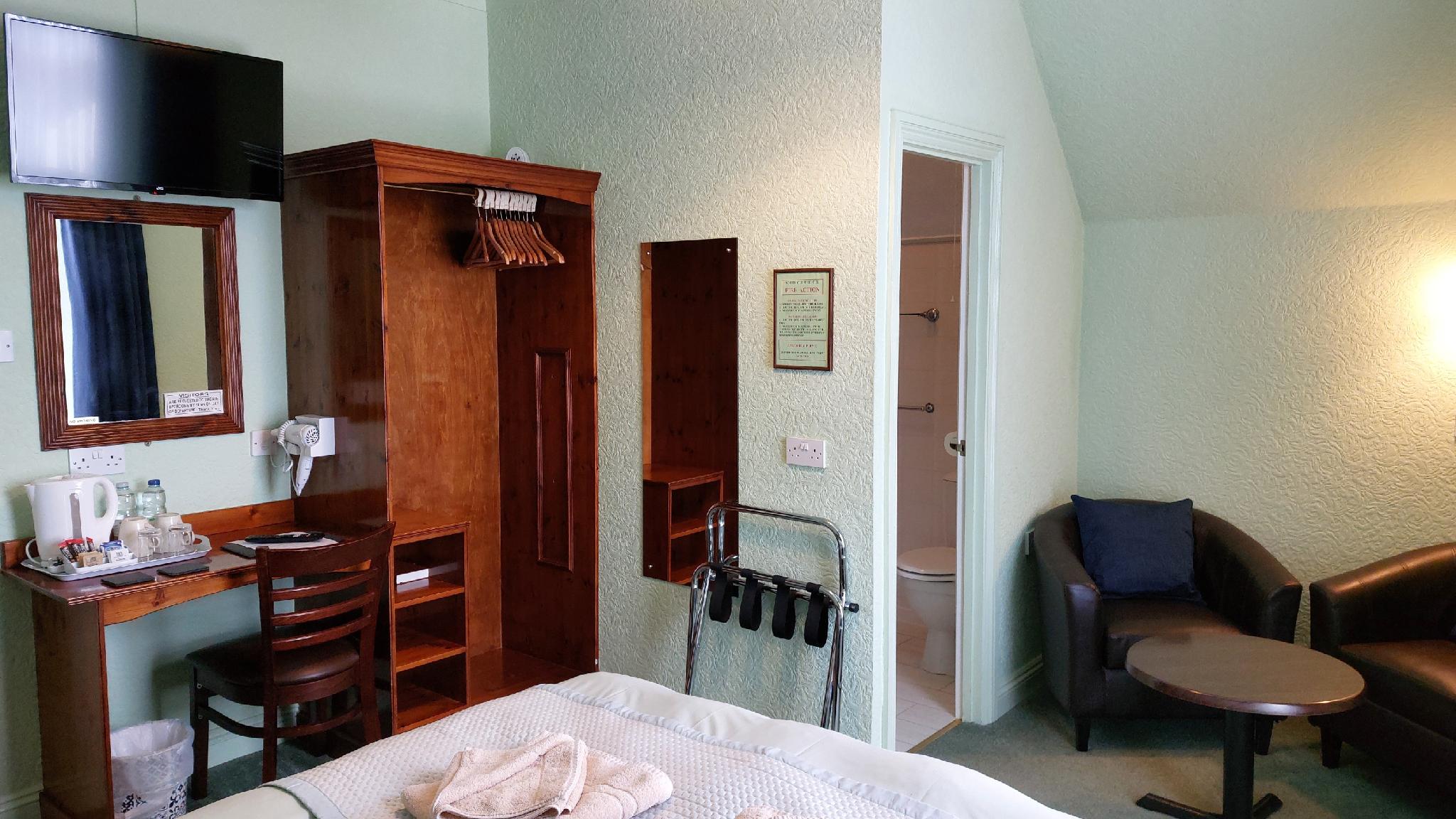 Standard, Double Bed, Street View