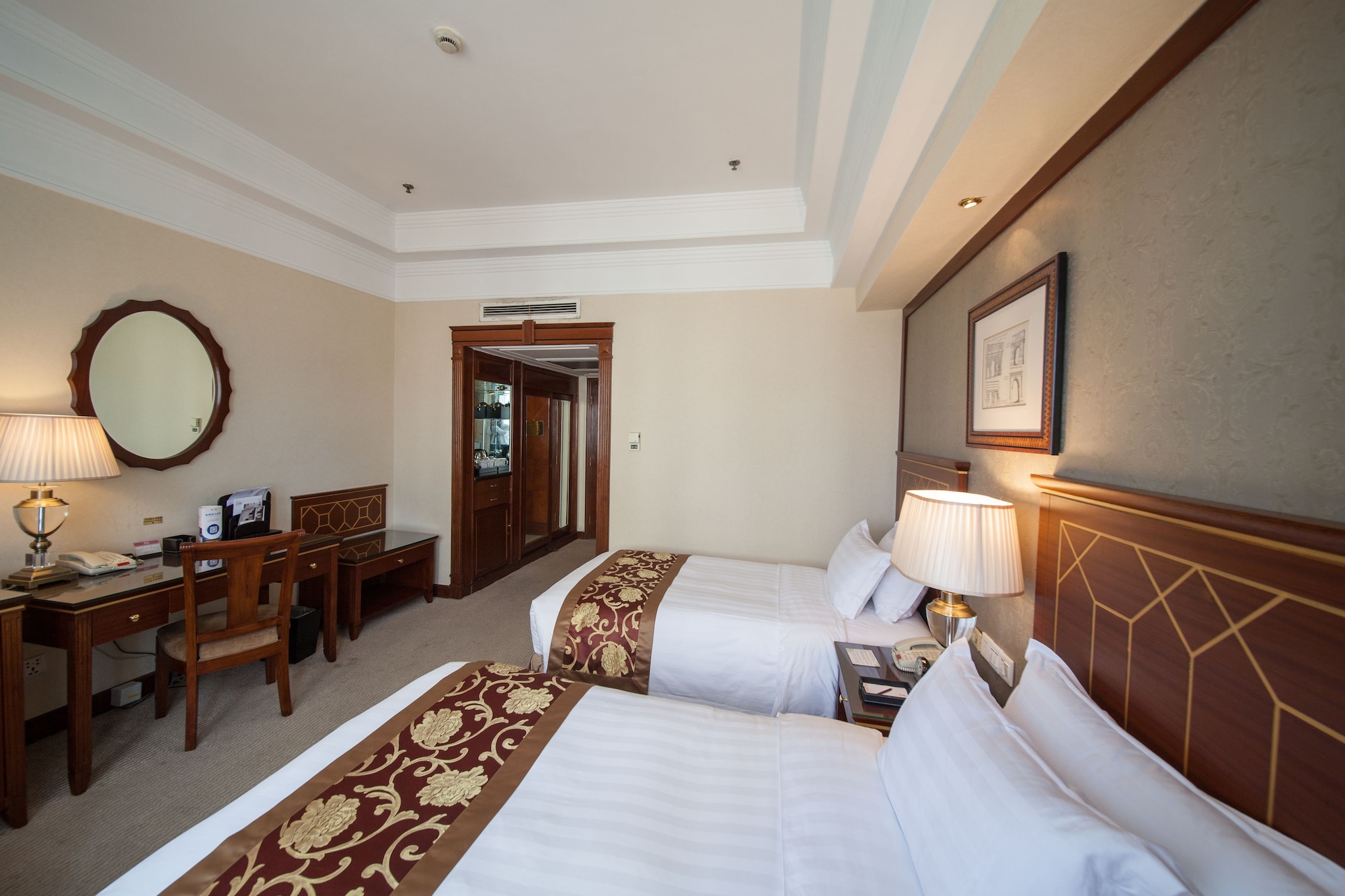 SUPERIOR, TWIN BEDS