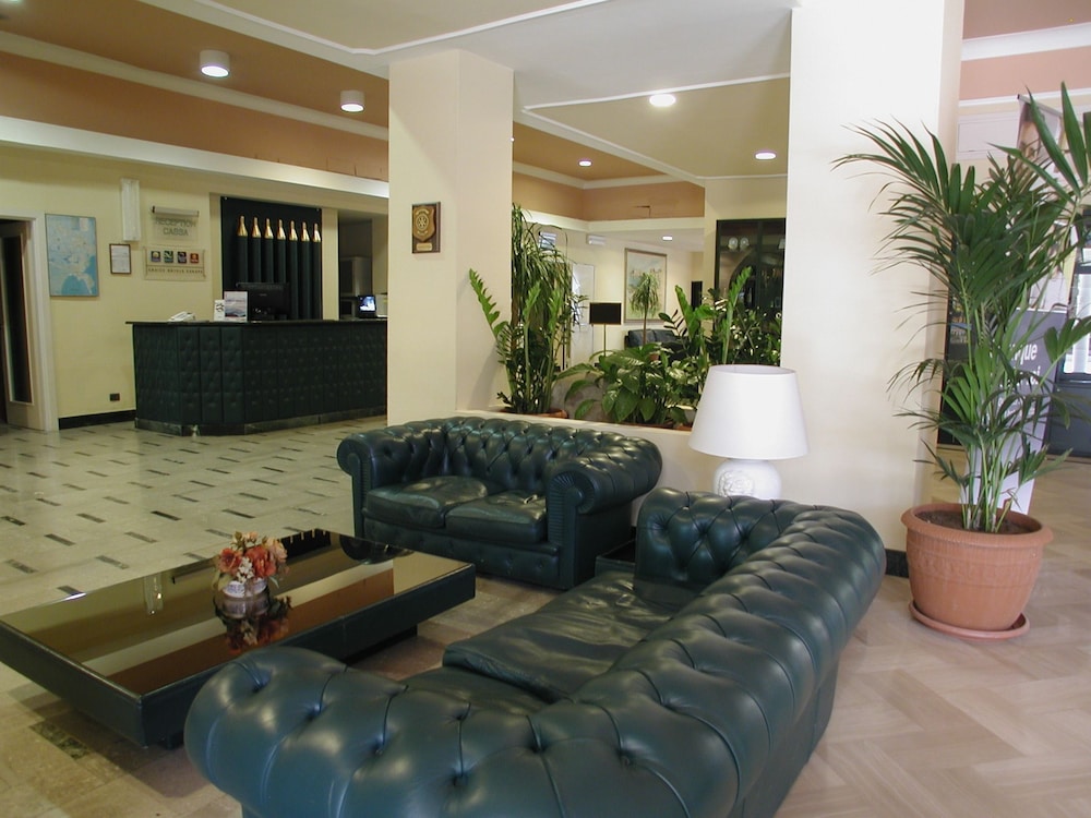 Park Hotel 18/30