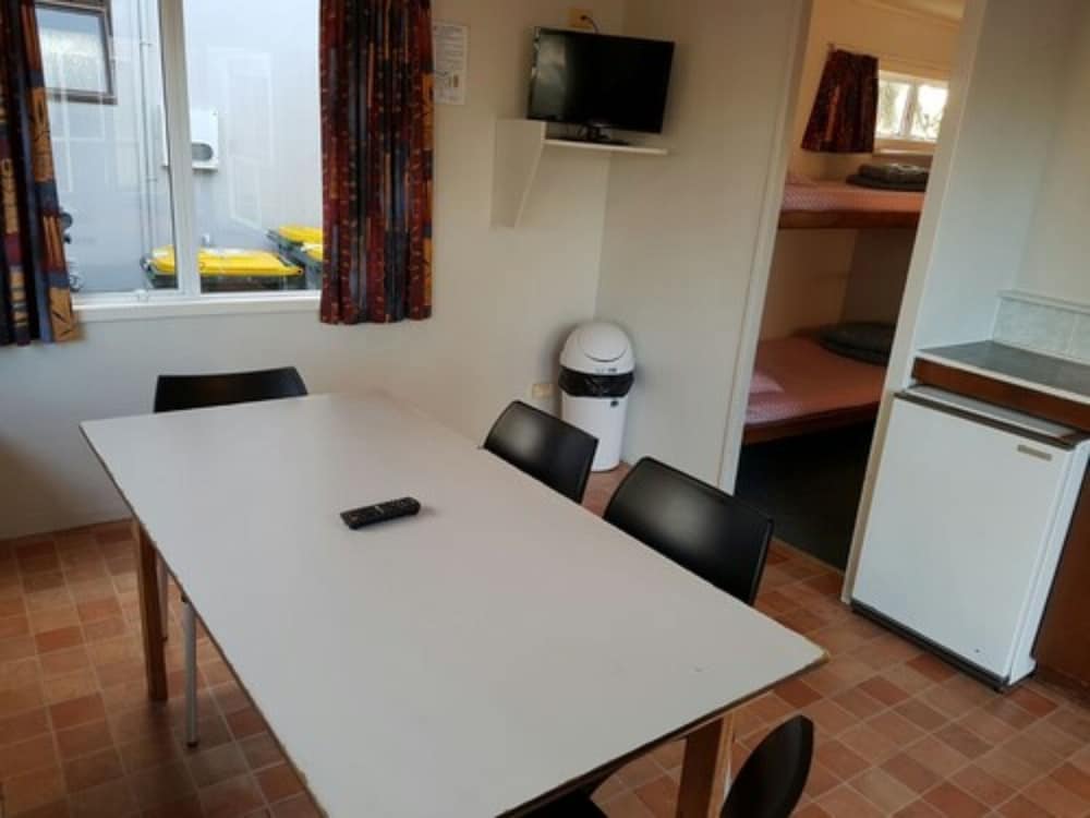 Auckland North Shore Motels & Holiday Park 45/56