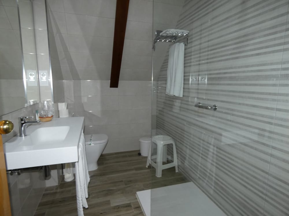 RURAL MOUNTAIN HOTEL - CAZORLA 24/25