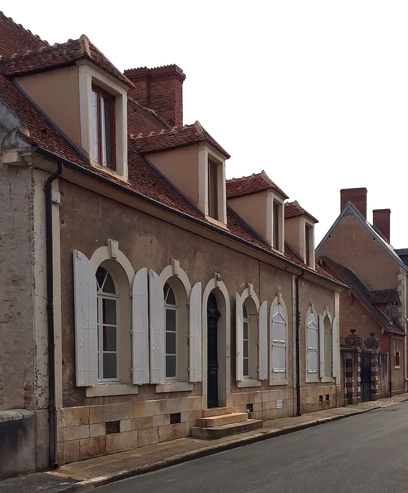 Boutique Hotel B&B Fleurie، بورجيز 40/50