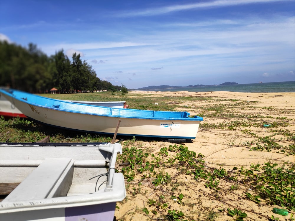 Semarak Beach Inn 43/45