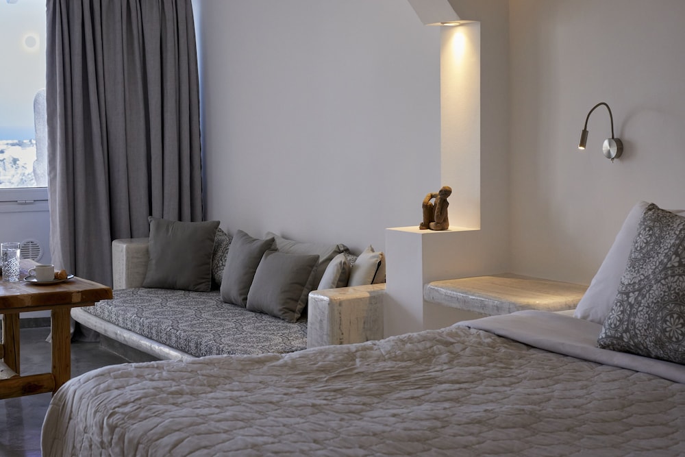 Suites of the Gods Cave Spa Hotel 23/50