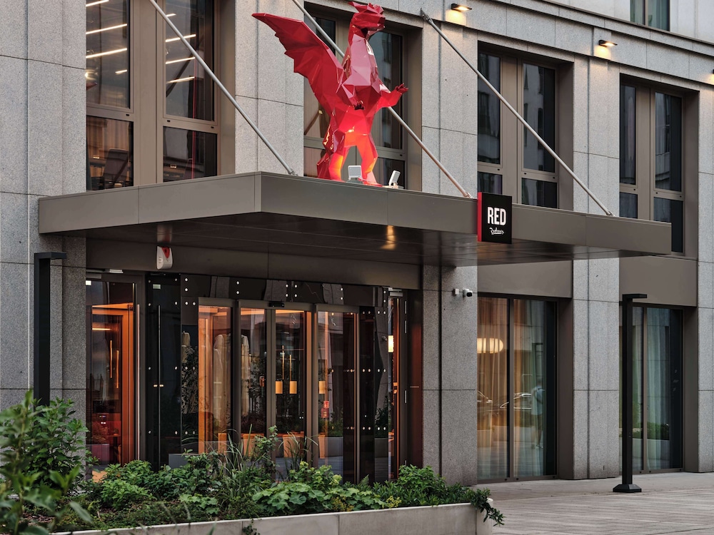 Radisson RED Hotel & Radisson RED Apartments, Krakow 3/50