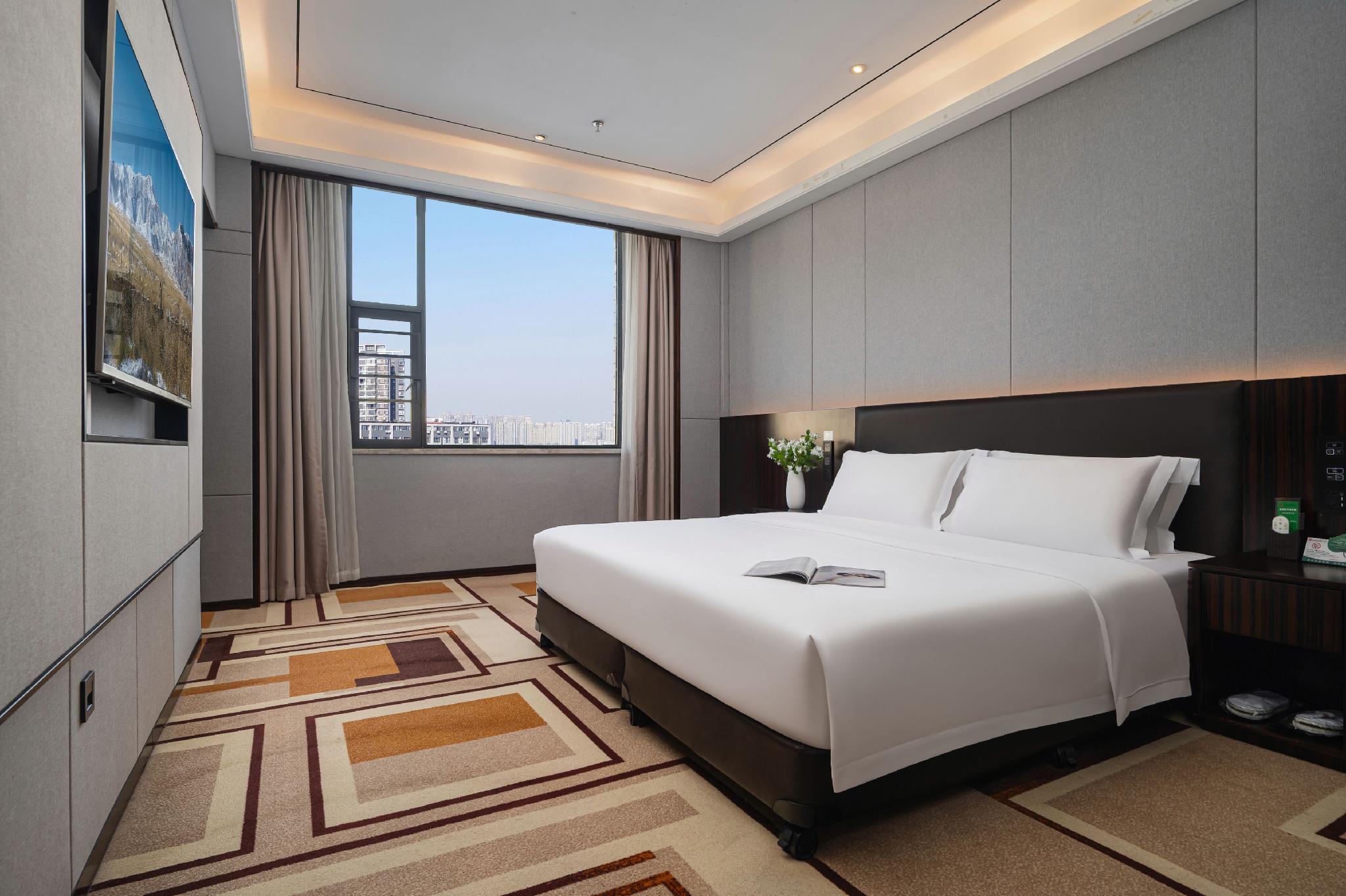 Huafeng Huatian Hotel 13/20