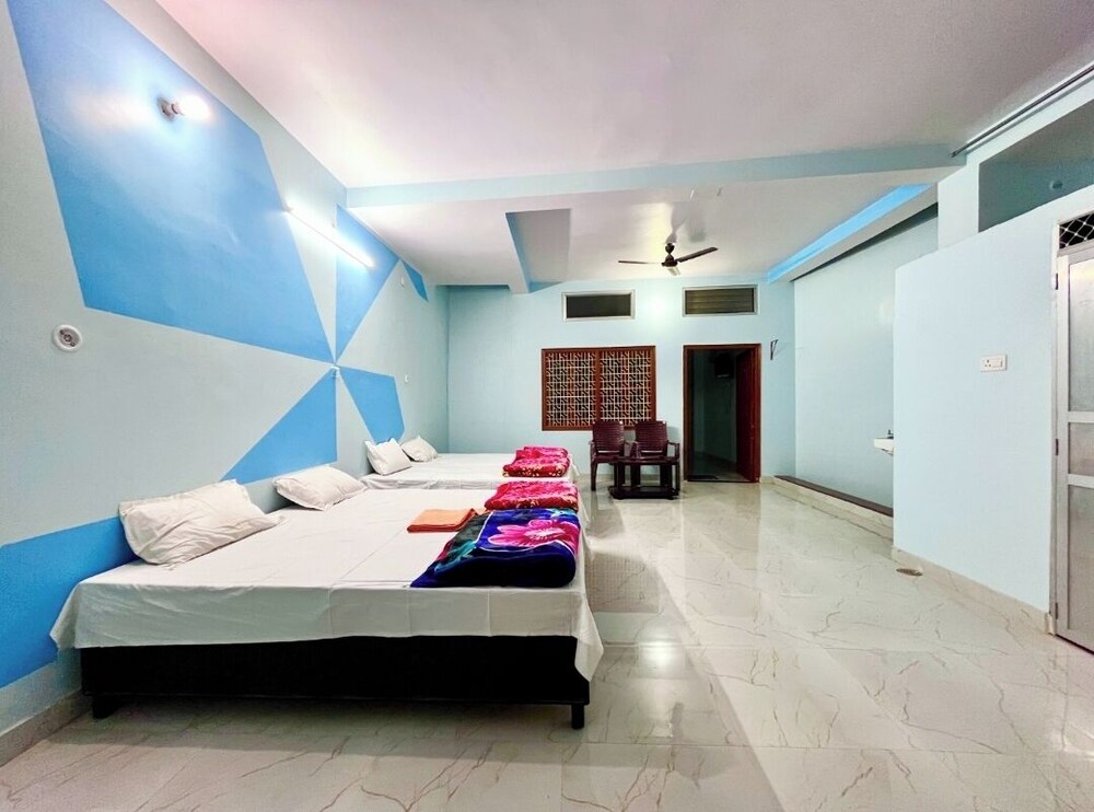 Trilok Residency 10/50