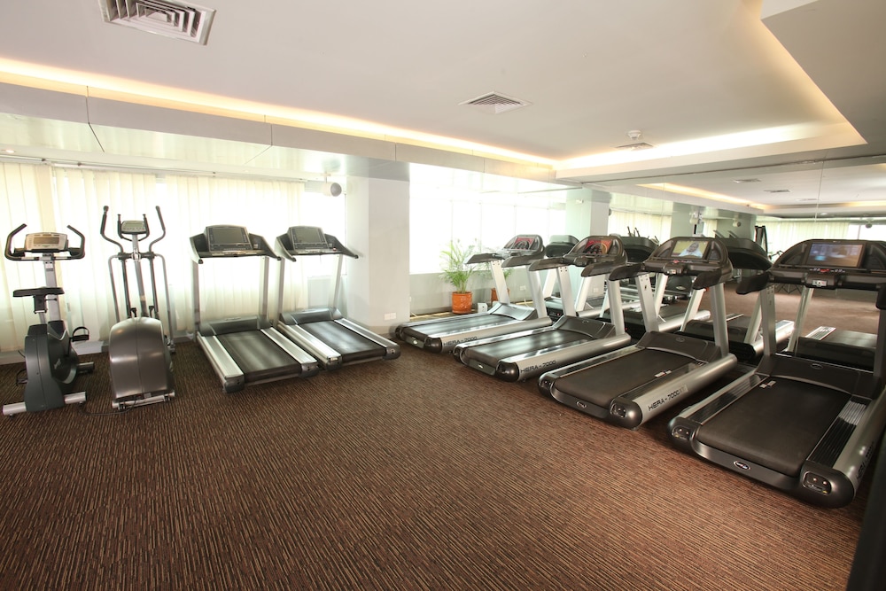 Dhaka Regency Hotel and Resort 38/64