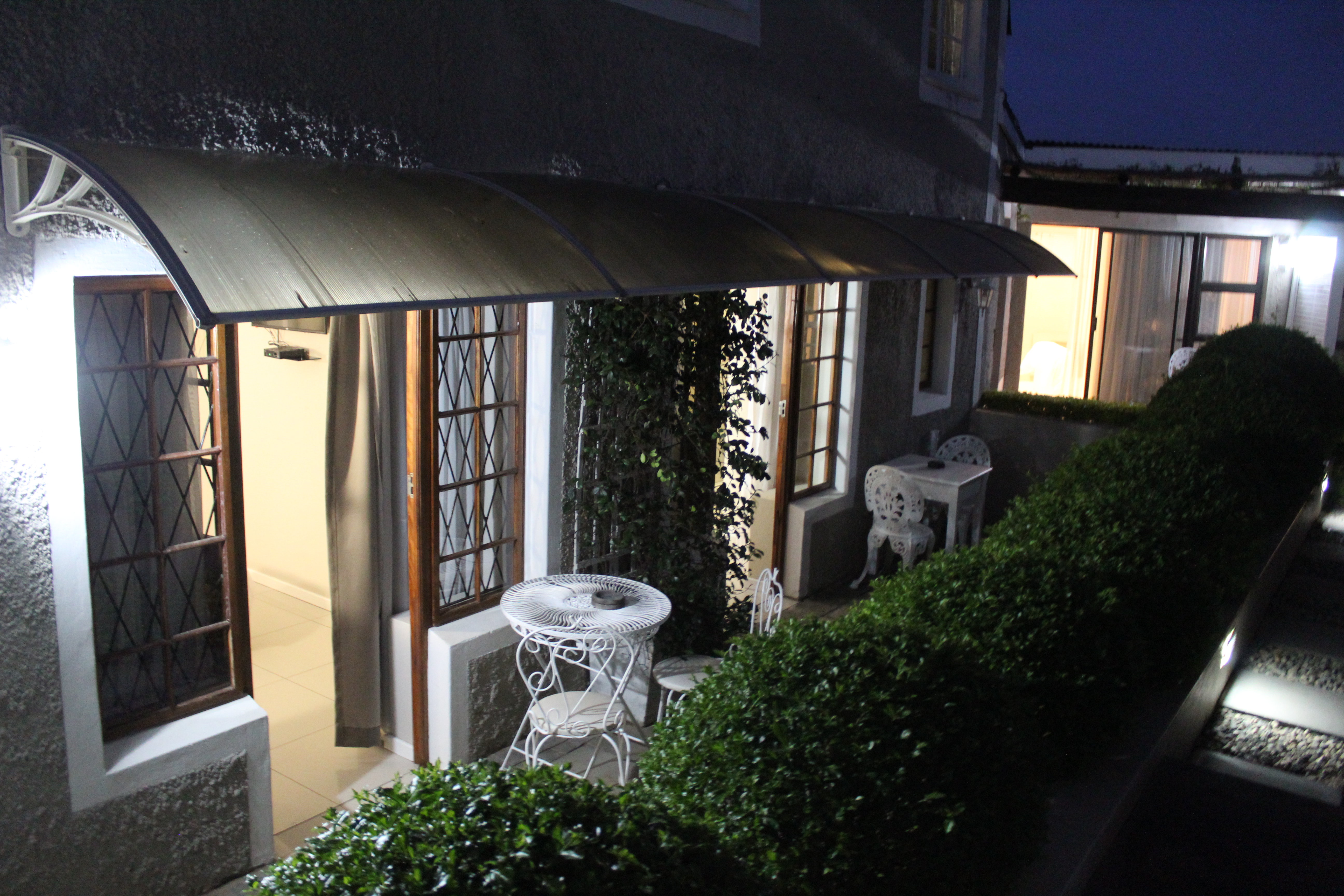 Tri-Angle B&B and Guesthouse 7/50