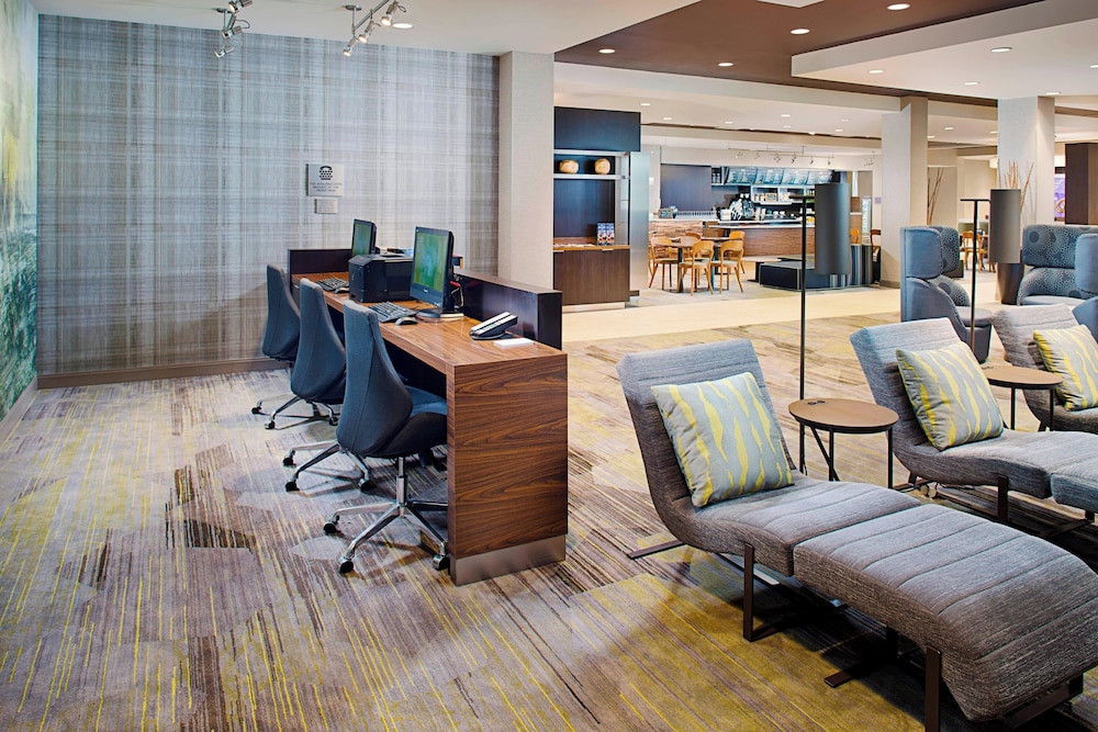COURTYARD by MARRIOTT DALLAS CARROLLTON 41/49