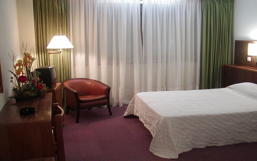 Hotel Luso Brasileiro 6/16