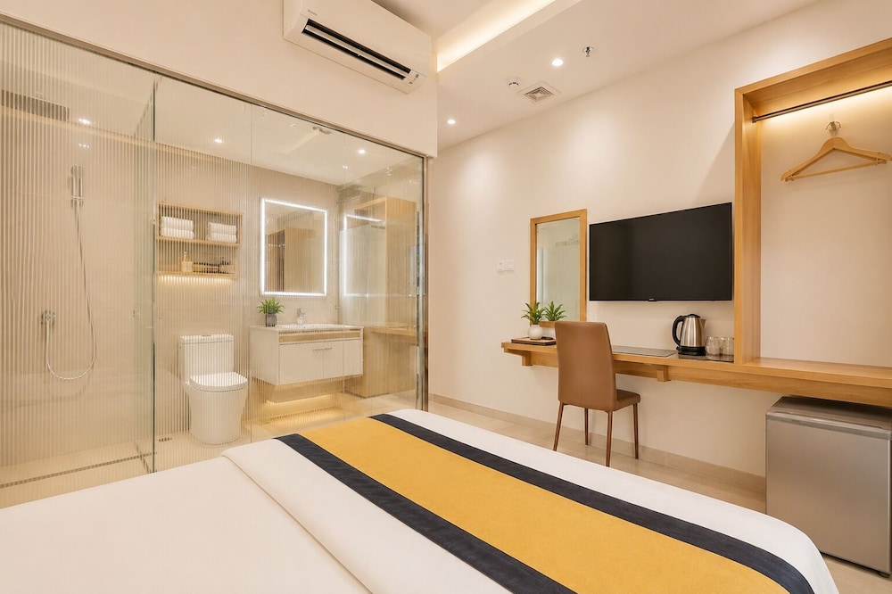 Luan Vu Hotel 52/64