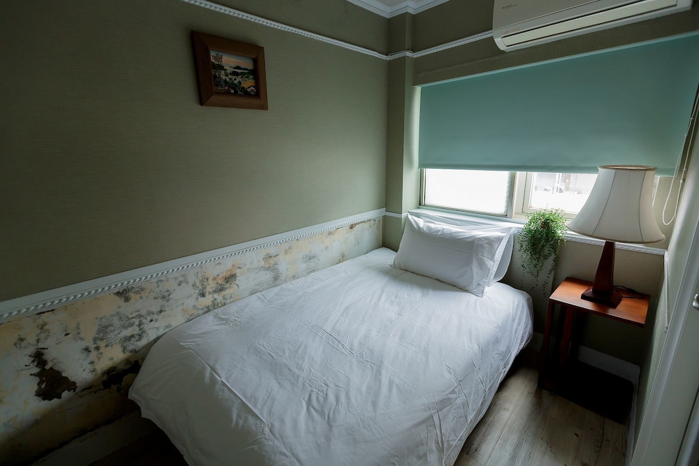 May Rooms Taipei Ntu 24/69