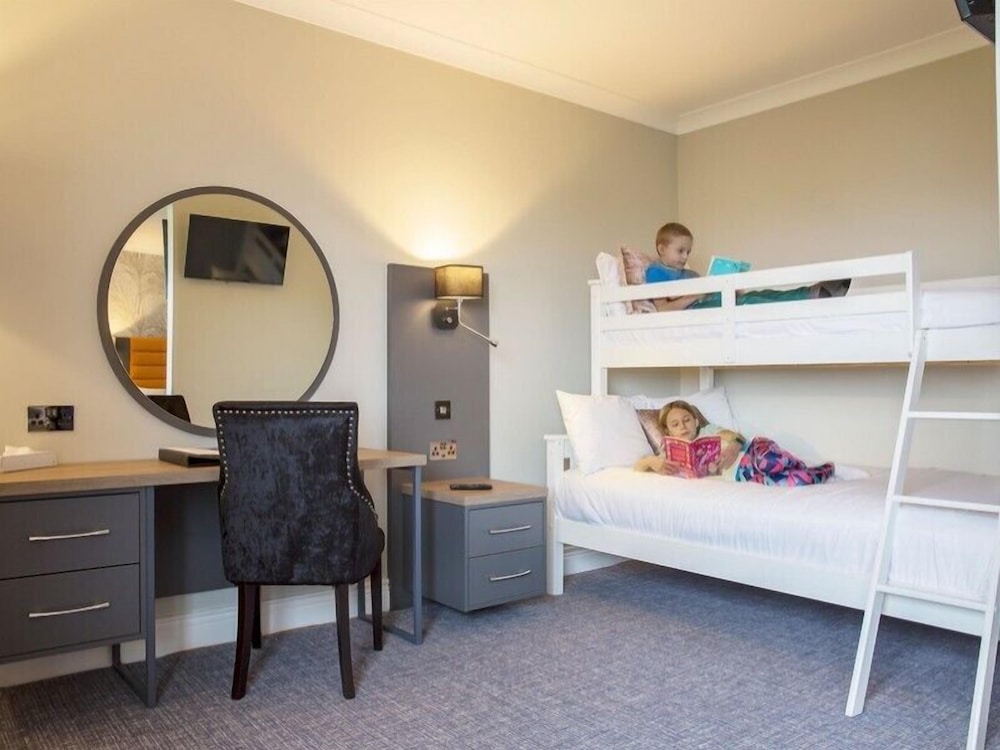 Diamond Coast Hotel 28/71