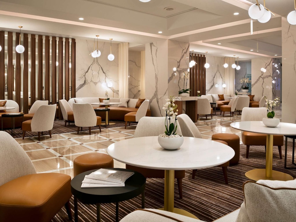 Hotel Barriere Le Gray D Albion Cannes 39/75