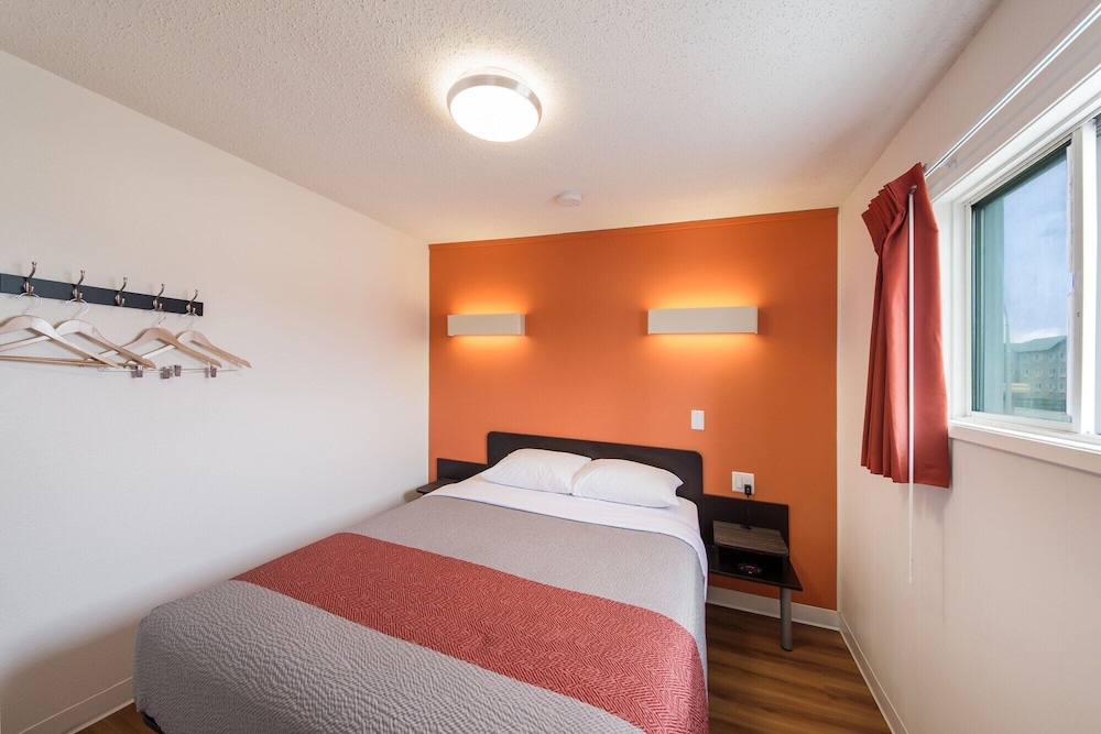 Motel6 Cranbrook, BC 8/47
