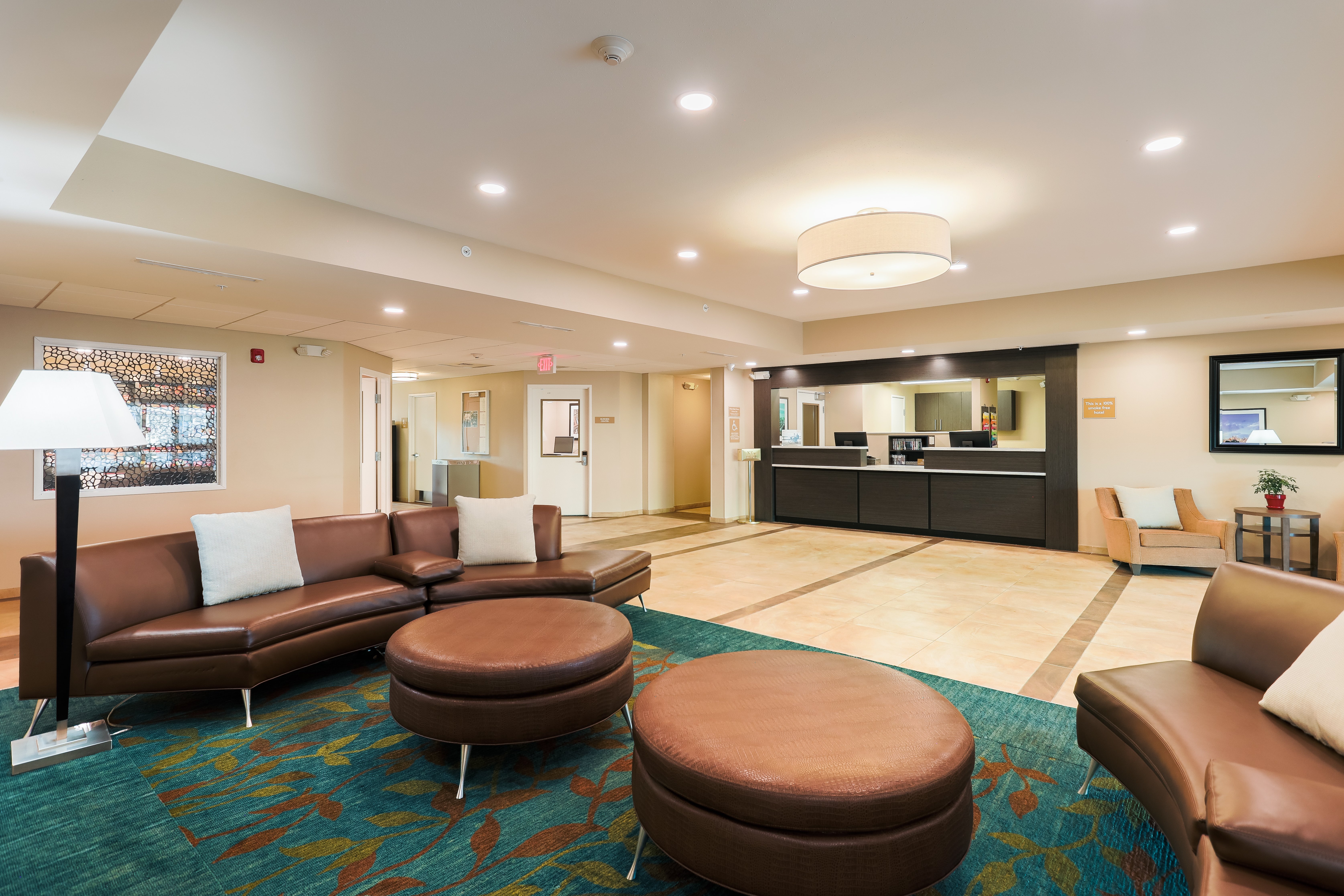 CANDLEWOOD SUITES LENEXA - OVERLAND PARK AREA 33/69