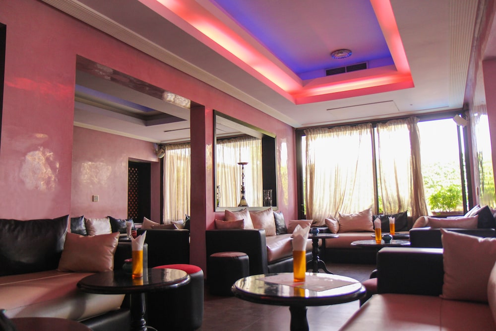 New Farah Hotel 24/44