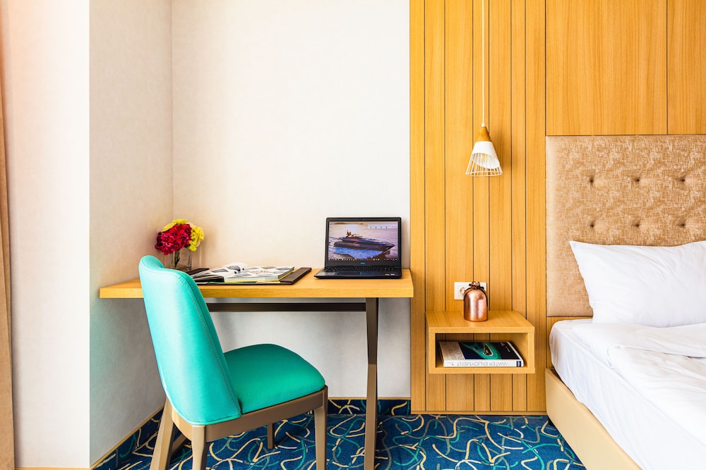 DAS Marina Burgas Hotel 16/18