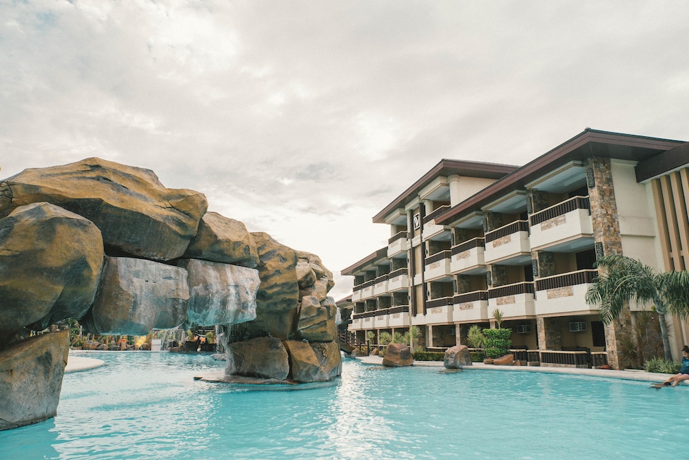 Cebu Westown Lagoon - South Wing 10/57