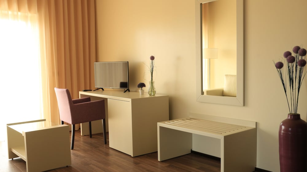 MONTE LIRIO HOTEL 38/49