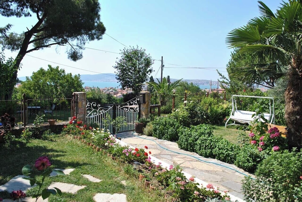 Gunebakan Taliani Otel 37/41
