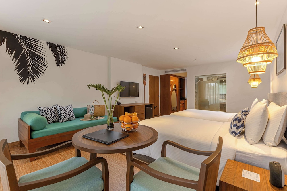 Outrigger Khao Lak Beach Resort 33/50