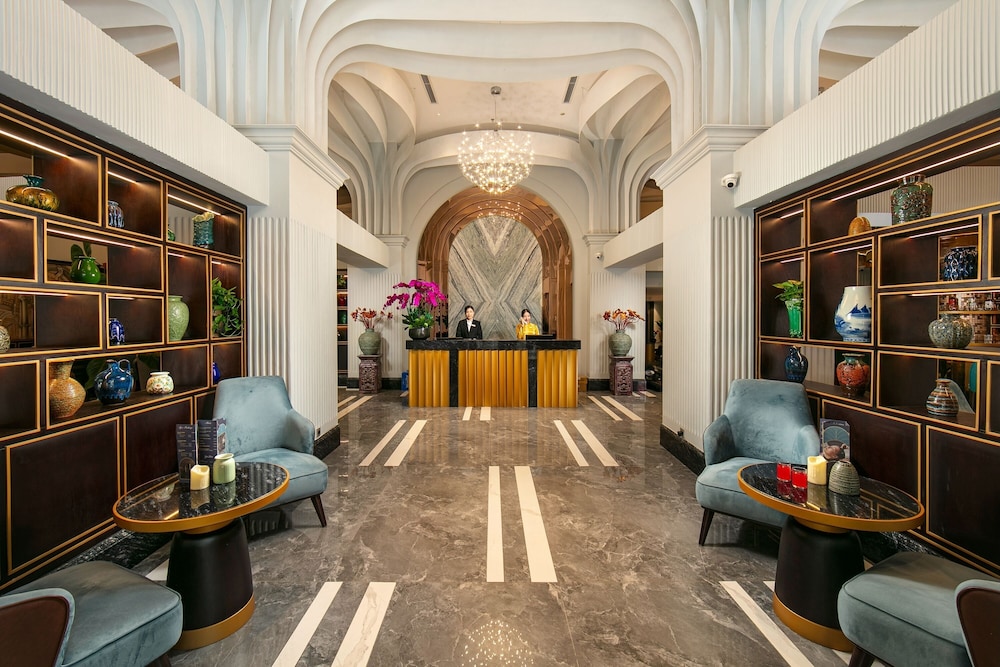 May de Ville Old Quarter Hotel 8/50