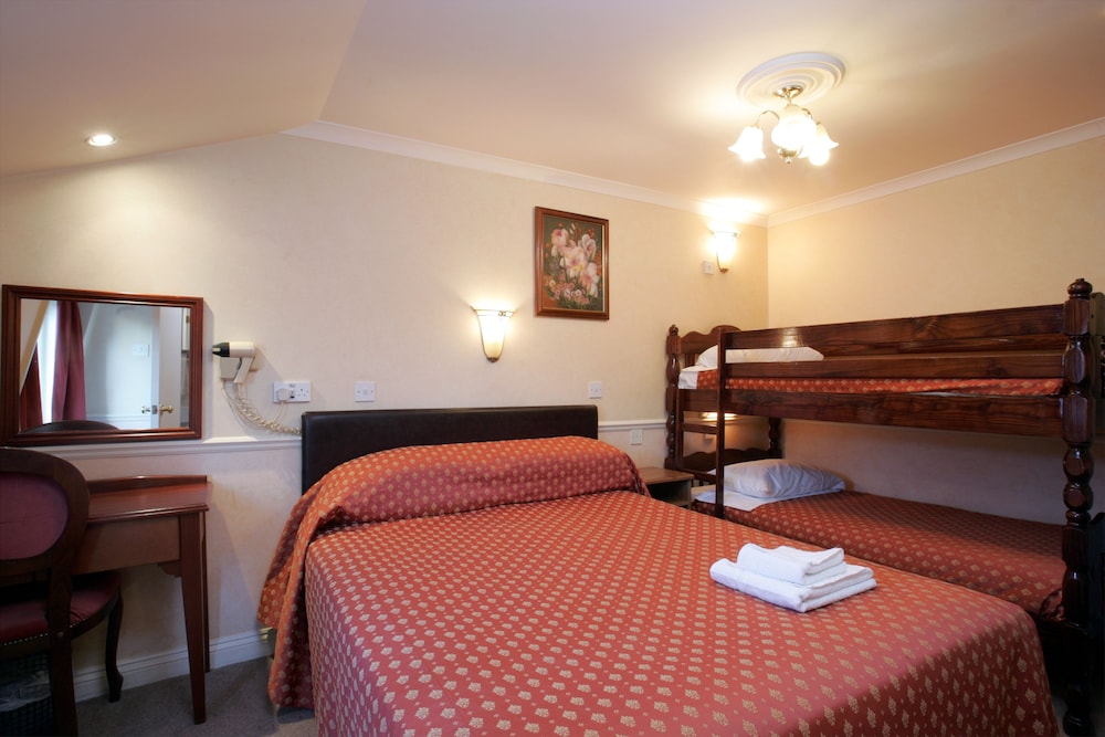 Rhodes Hotel 10/66