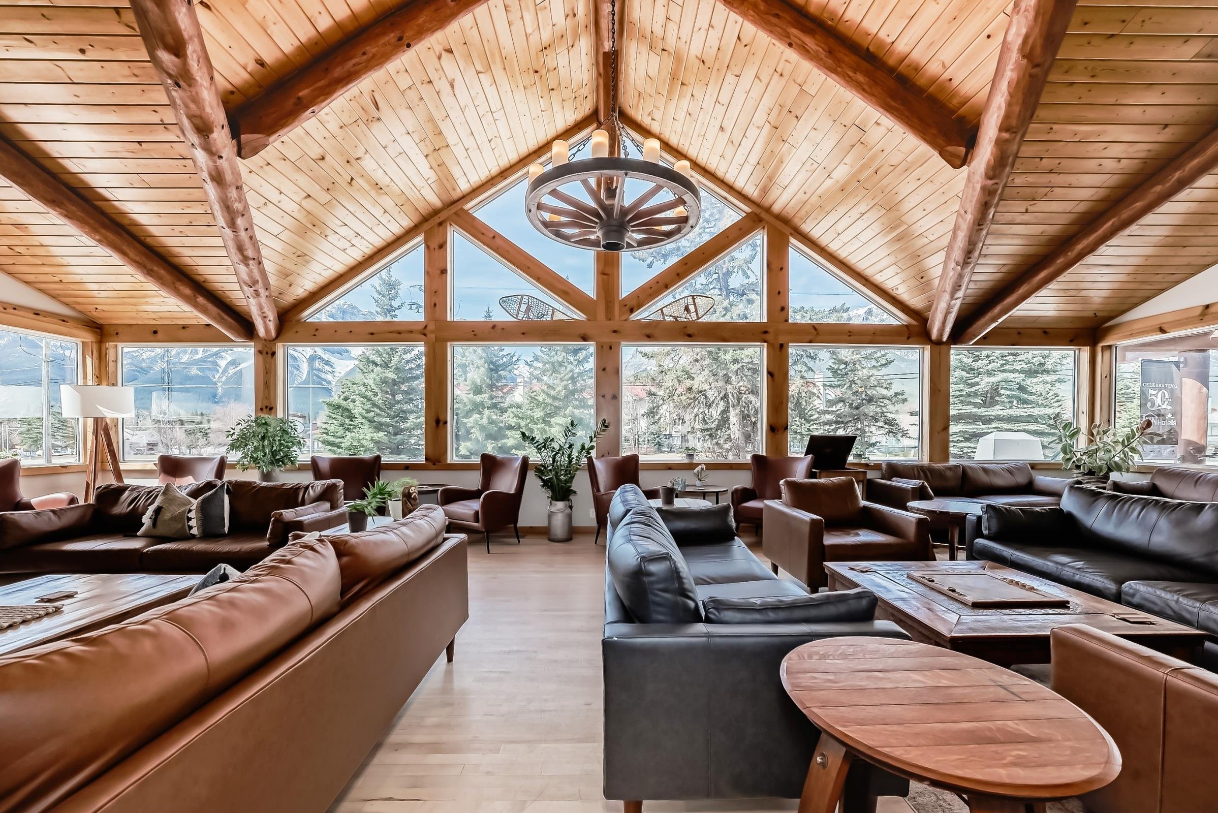 Canmore Rocky Mountain Inn 23/32