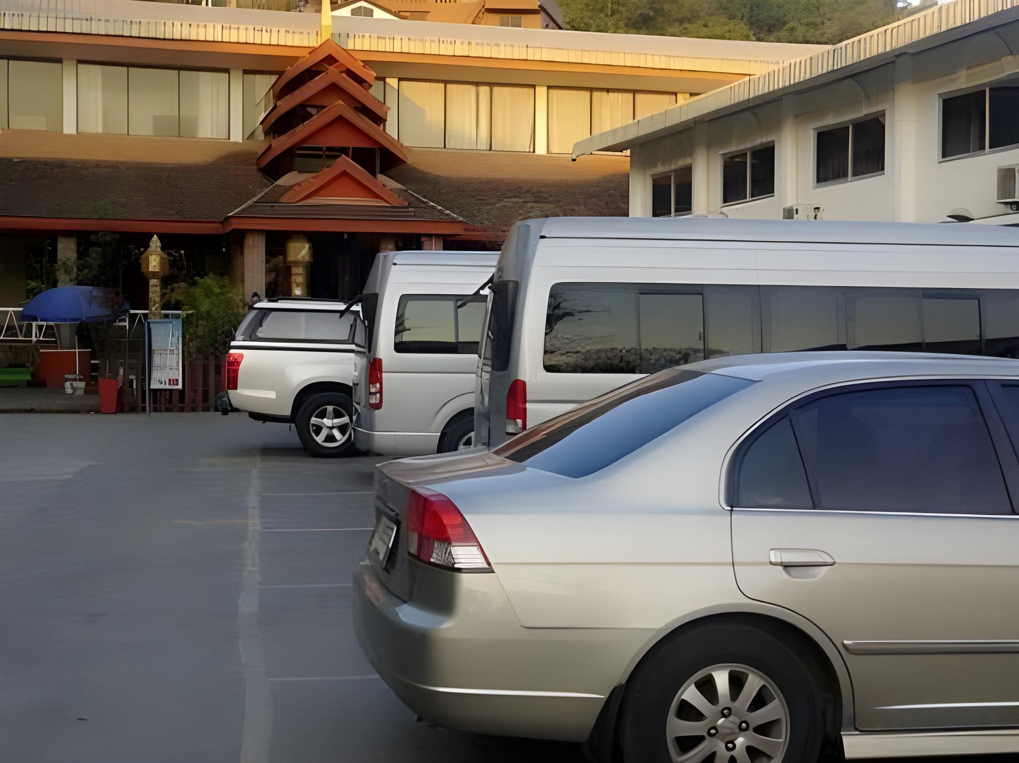 PIYAPORN HILL PARADISE HOTEL 54/58