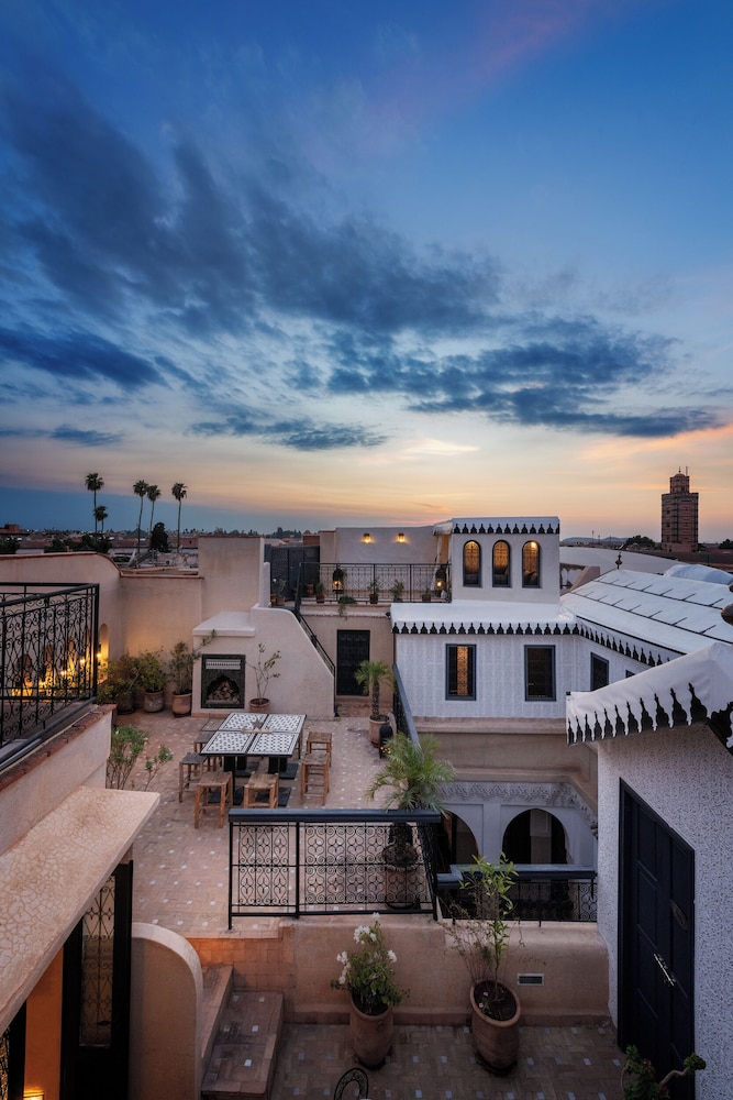 Riad Star 4/50