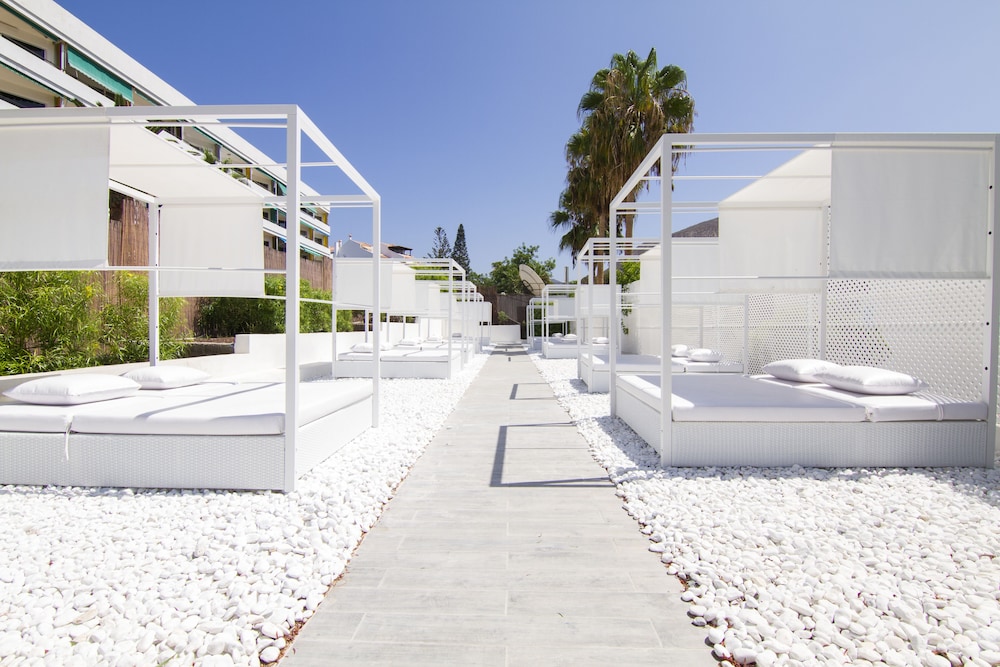 Checkin Bungalows Atlantida 5/63