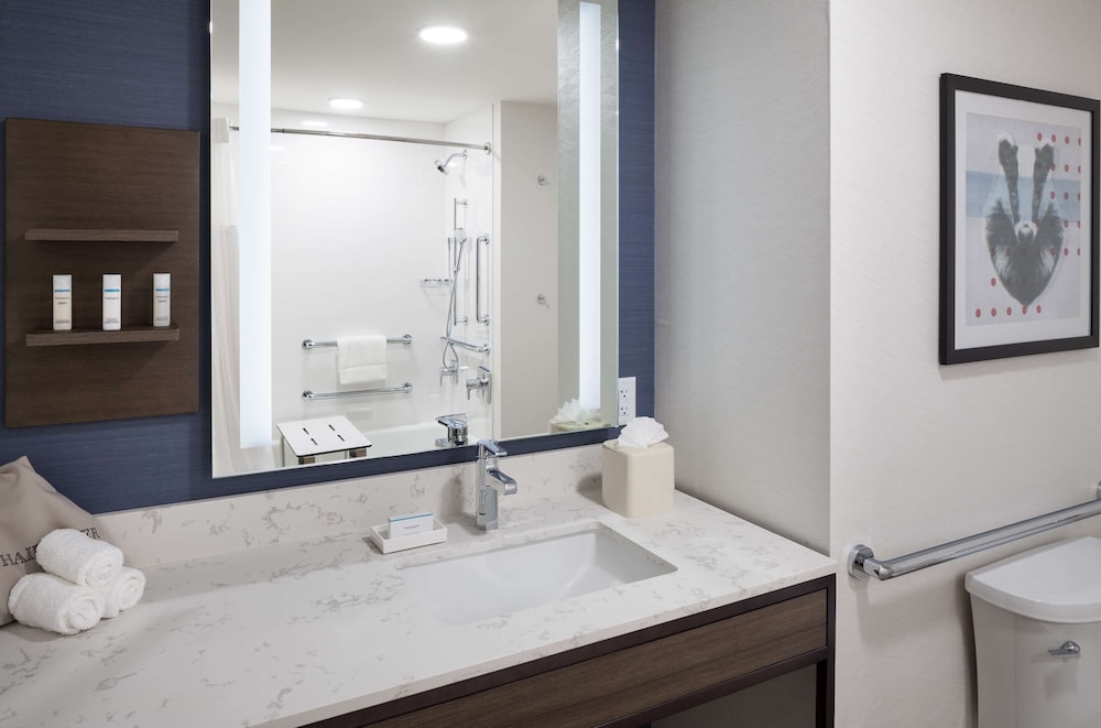 Hilton Garden Inn Madison Downtown photo2