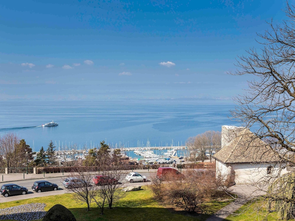 Ibis Thonon Evian 28/32