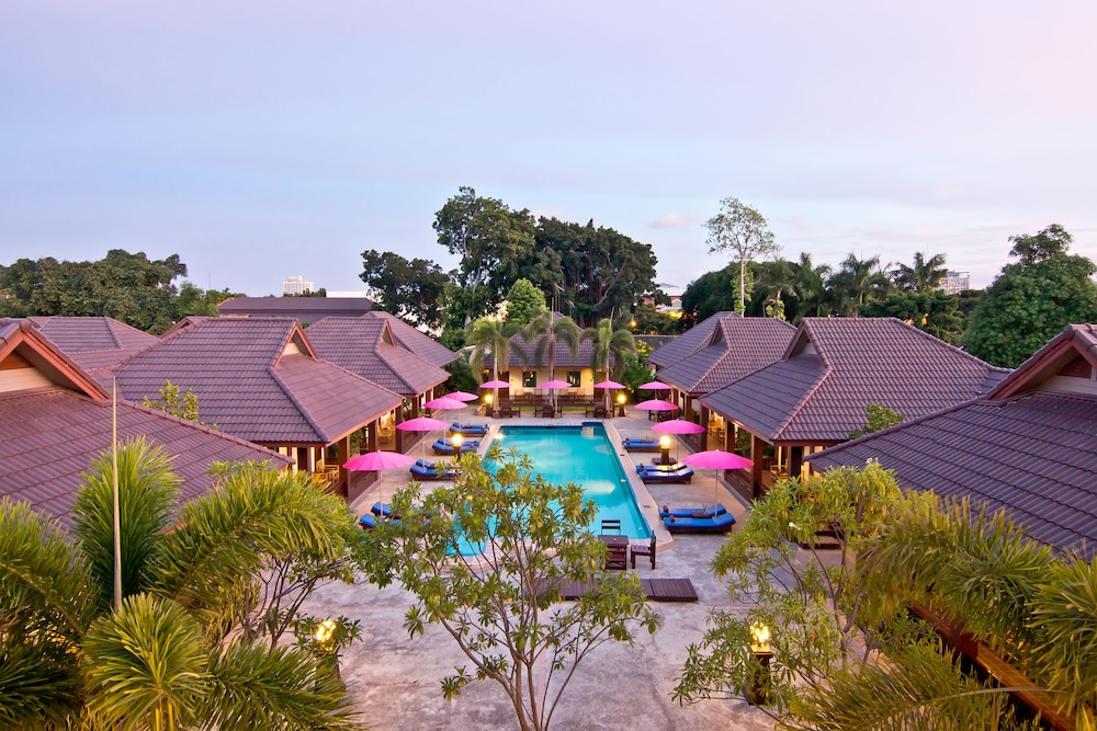 RB Resort Pattaya 14/65