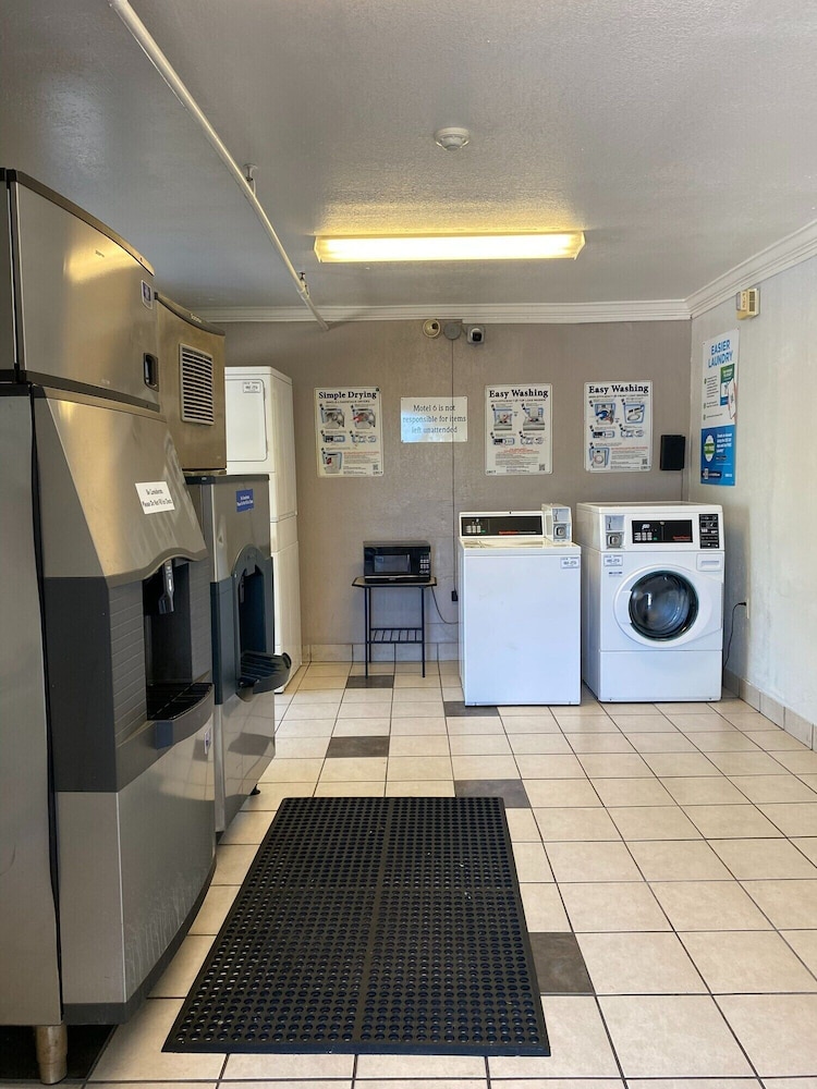 Motel6 Lantana/West Palm Beach, FL 11/60