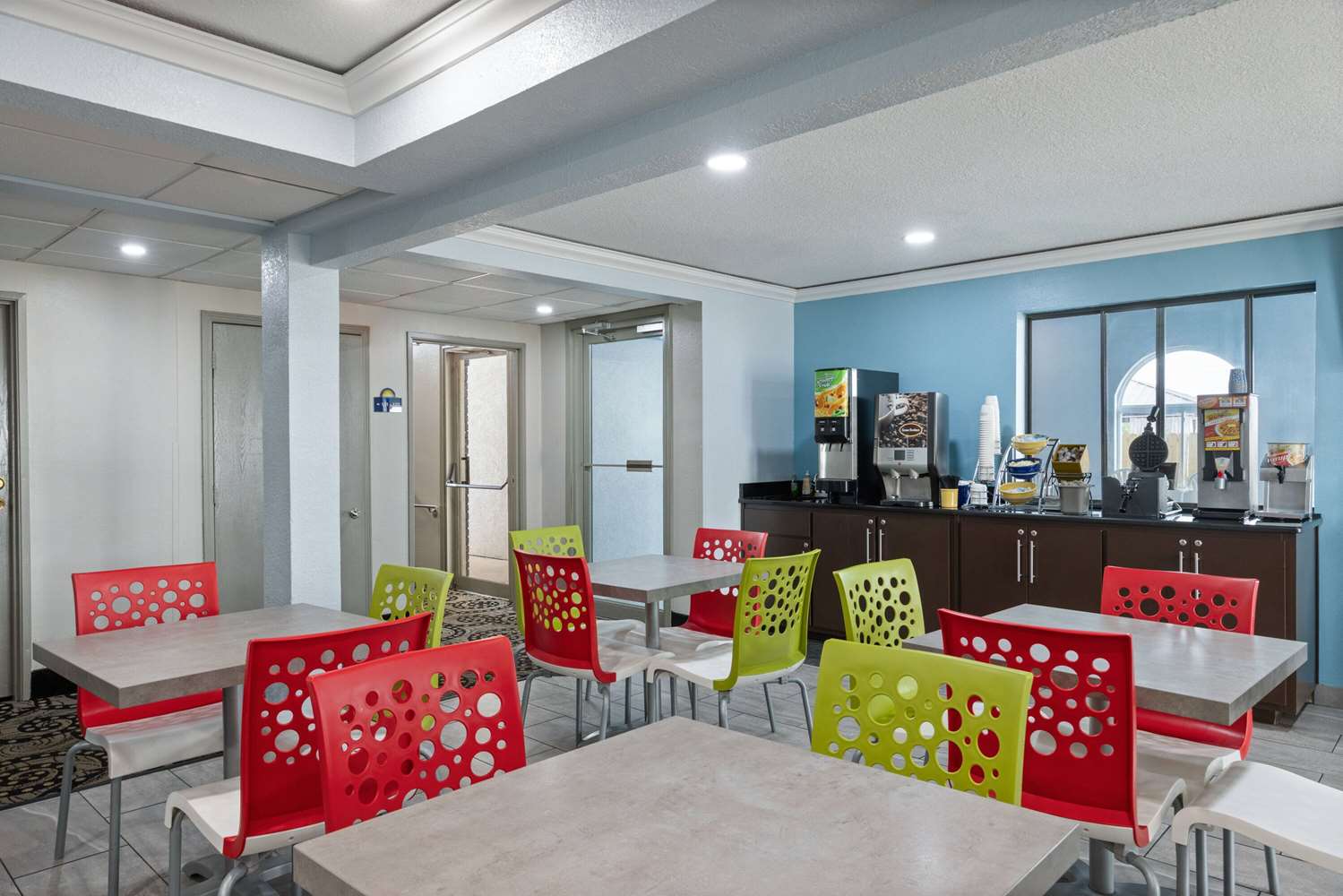 Days Inn by Wyndham Miami 22/27