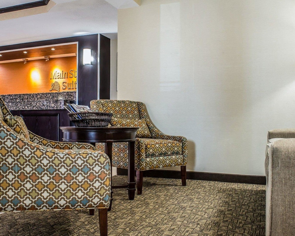 MainStay Suites Coralville - Iowa City 13/38
