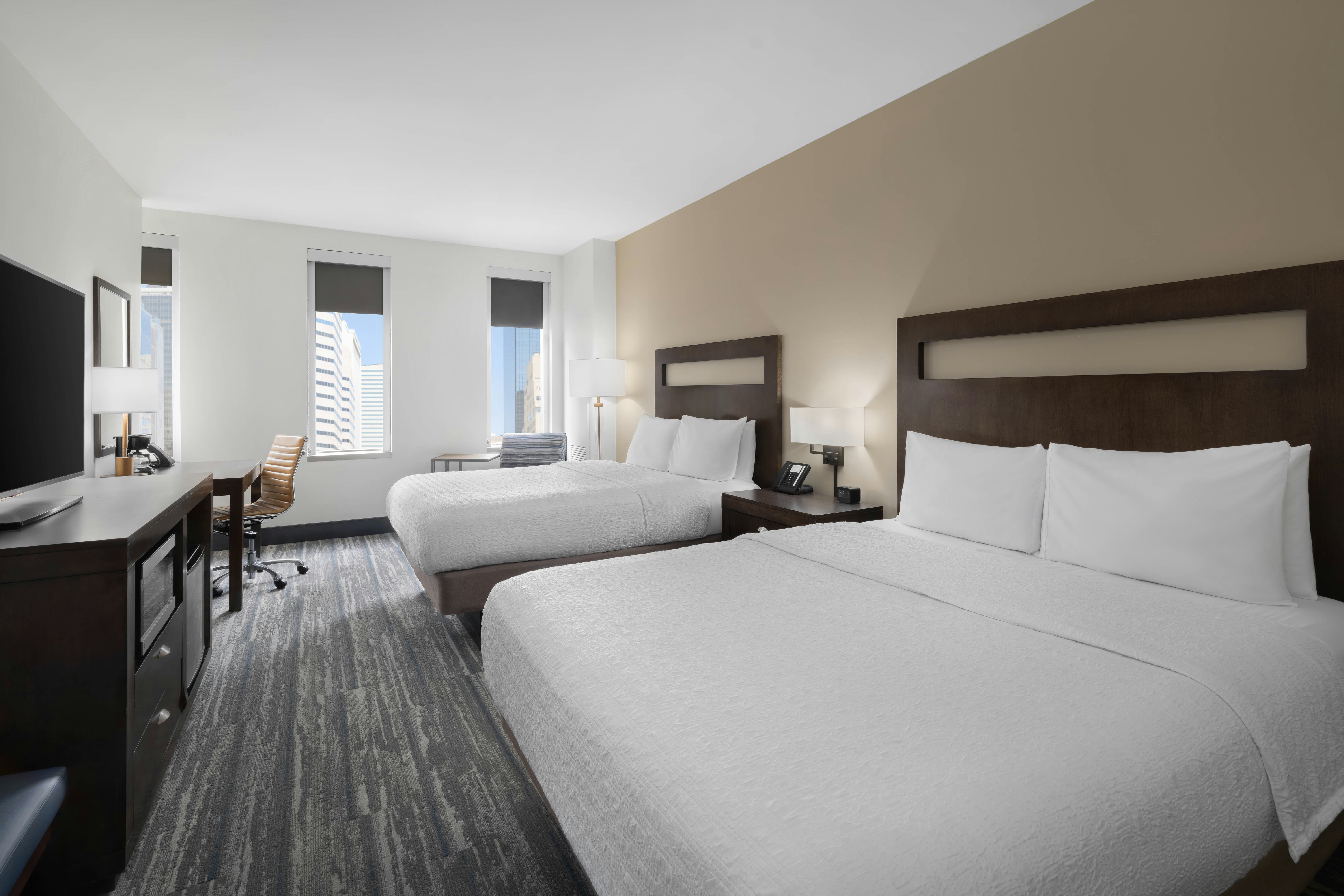 STUDIO, 2 QUEEN BEDS, ACCESSIBLE