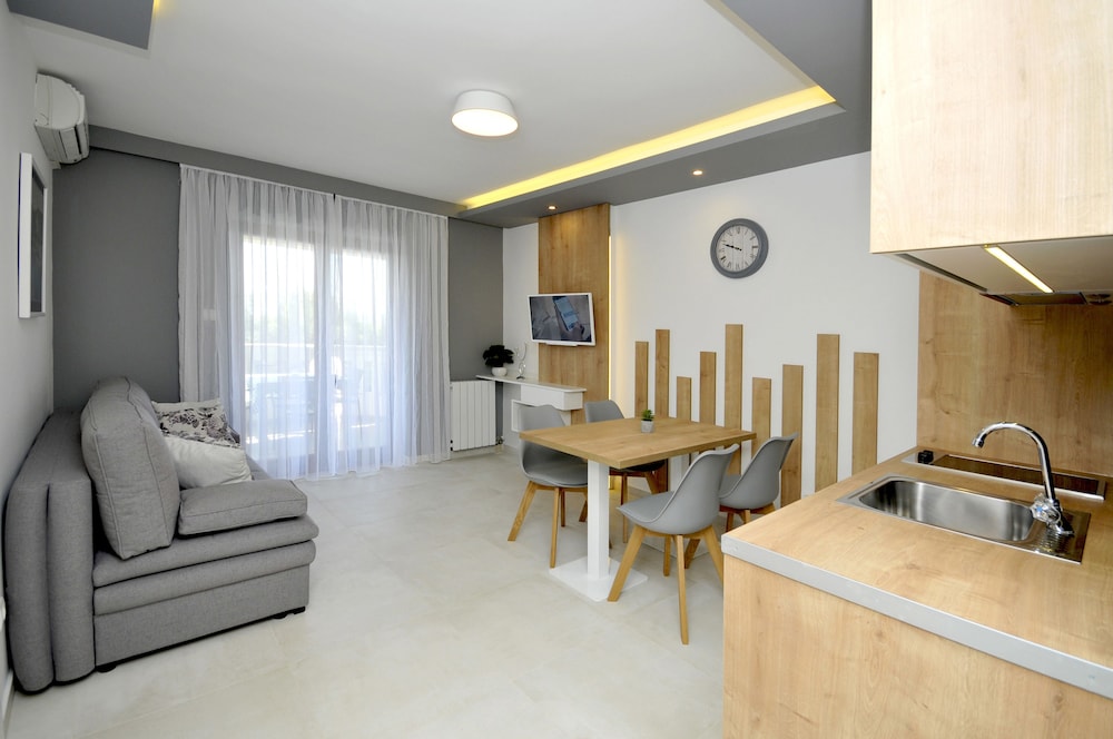 Villa Fani - Apartments And Rooms 25/50