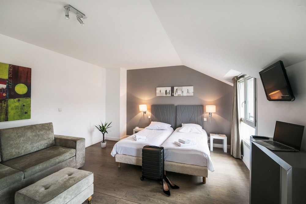 rooms