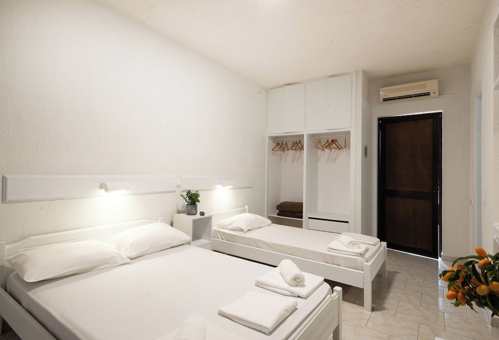 Le Mirage Hotel 12/51